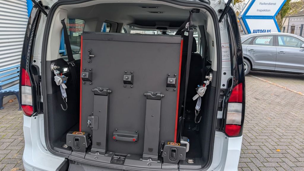 Ford Grand Tourneo