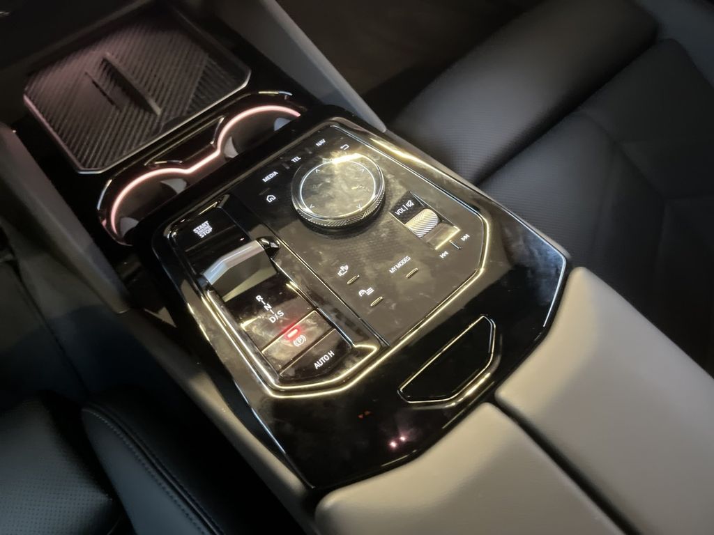 BMW 530 2025