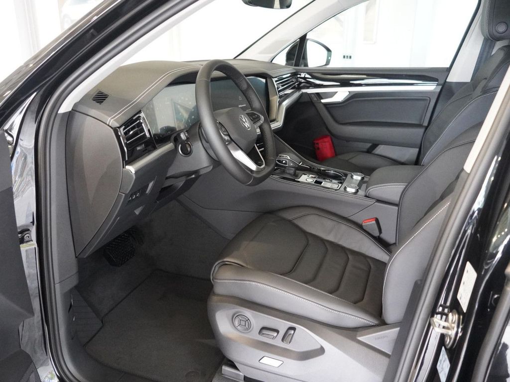Volkswagen Touareg 2025