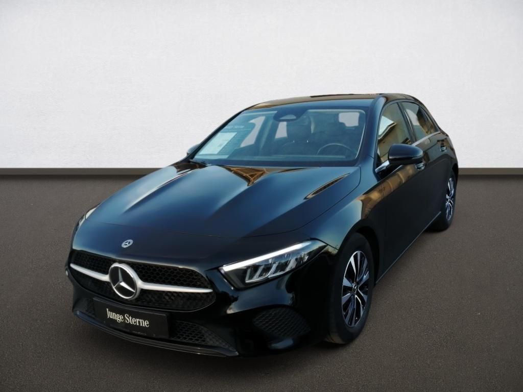 Mercedes-Benz A 180 2023