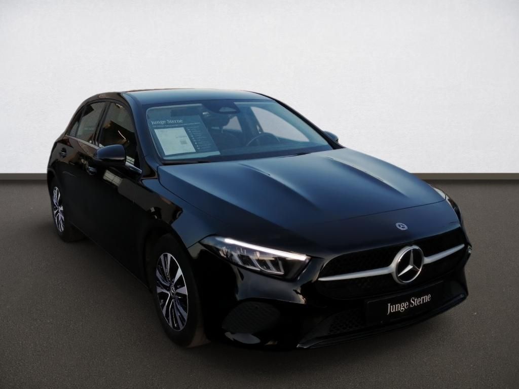 Mercedes-Benz A 180 2023