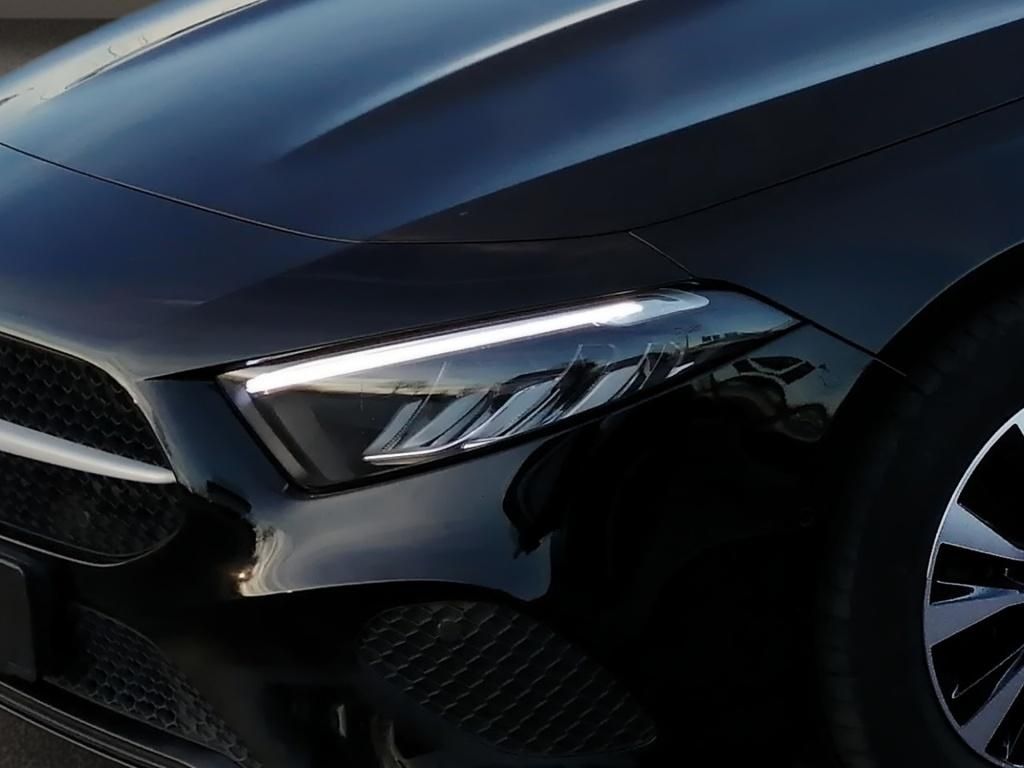 Mercedes-Benz A 180 2023