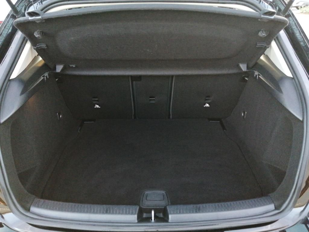 Mercedes-Benz A 180 2023