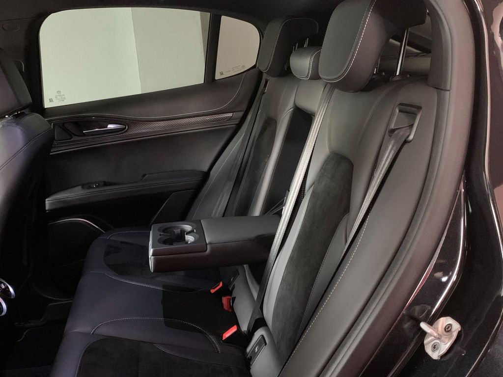 Alfa Romeo Stelvio 2020