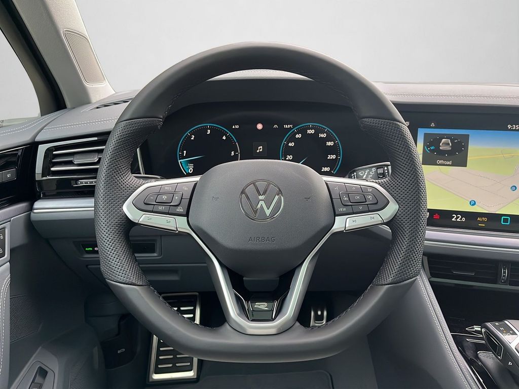 Volkswagen Touareg 2025