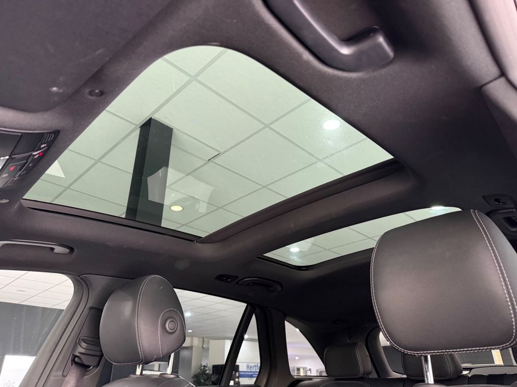 Mercedes-Benz GLC 300 2021