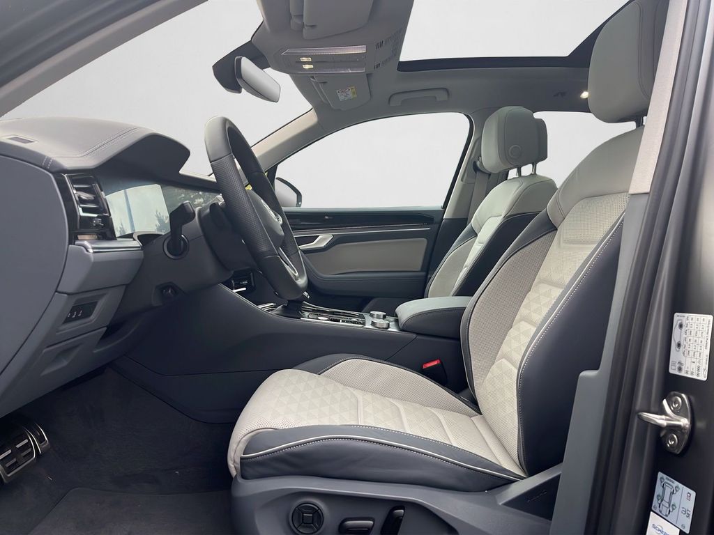 Volkswagen Touareg 2025
