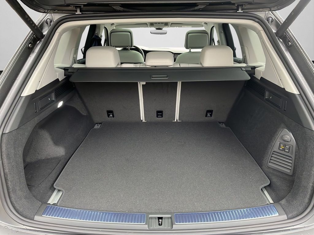 Volkswagen Touareg 2025