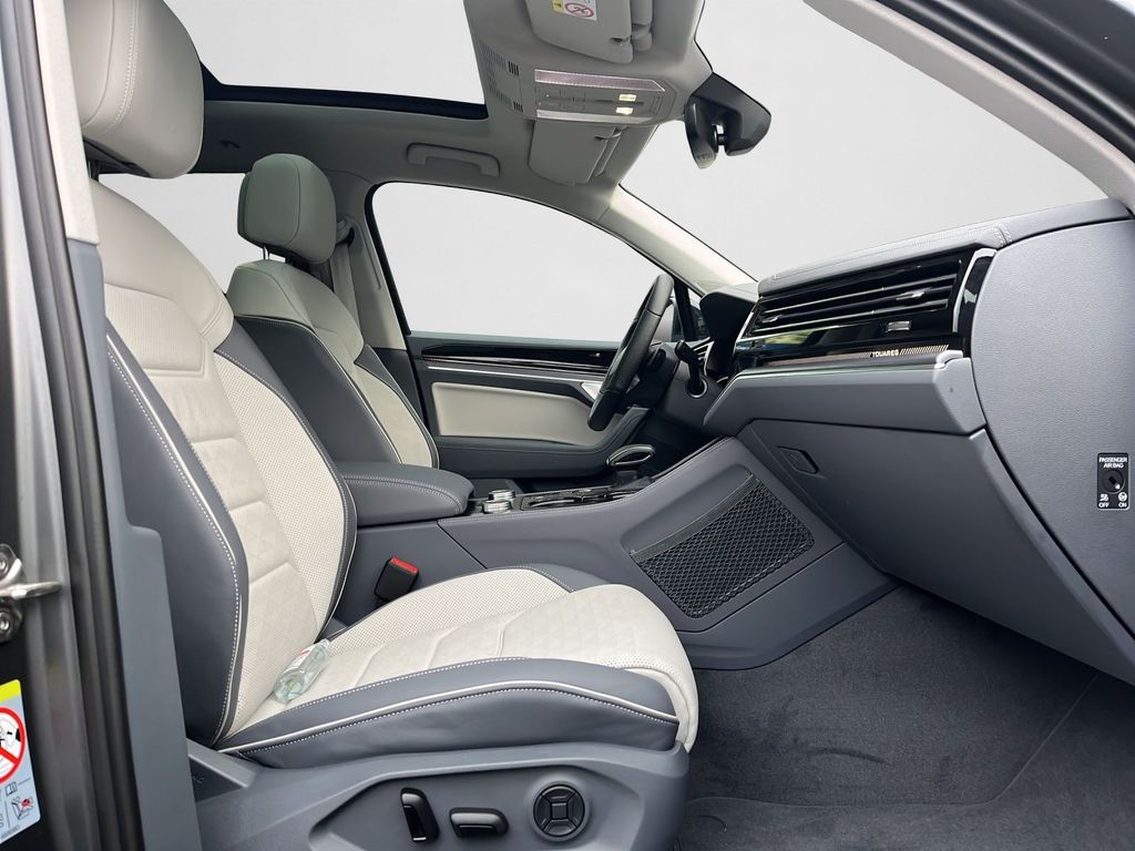 Volkswagen Touareg 2025