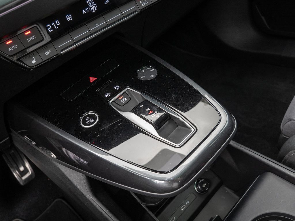 Audi Q4 e-tron 2024