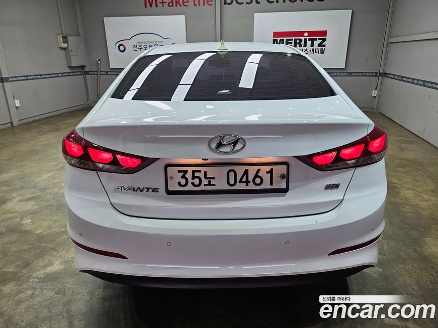 Hyundai AVANTE 2016
