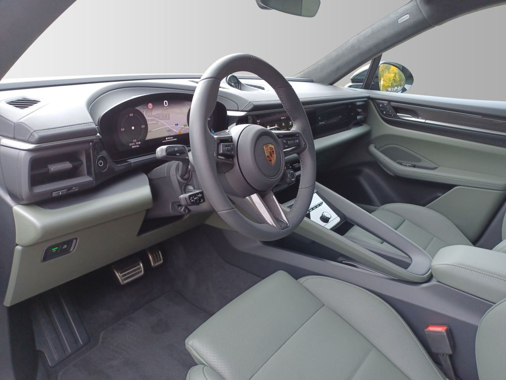 Porsche Macan 2025