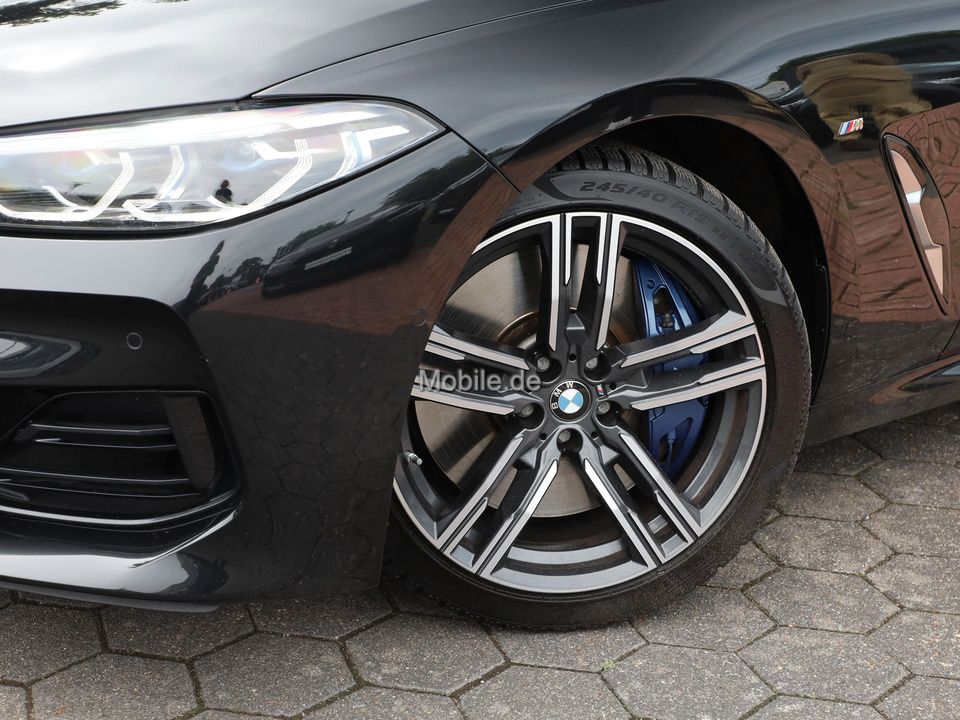 BMW M850 2022