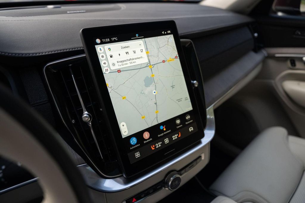 Volvo XC90 2025