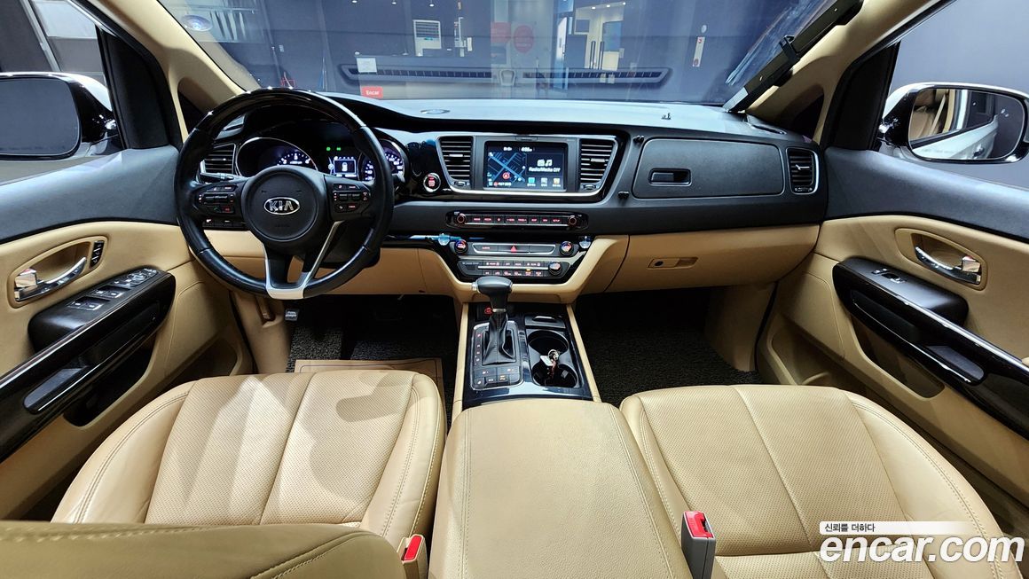 Kia Canival 2018
