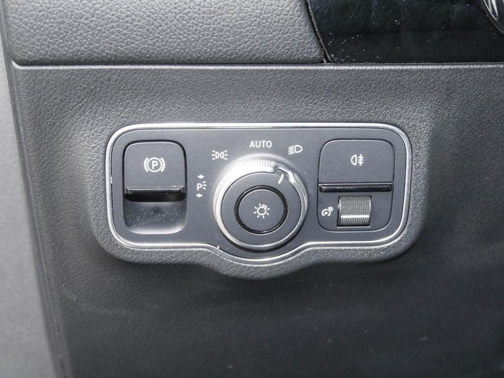 Mercedes-Benz B 250 2022