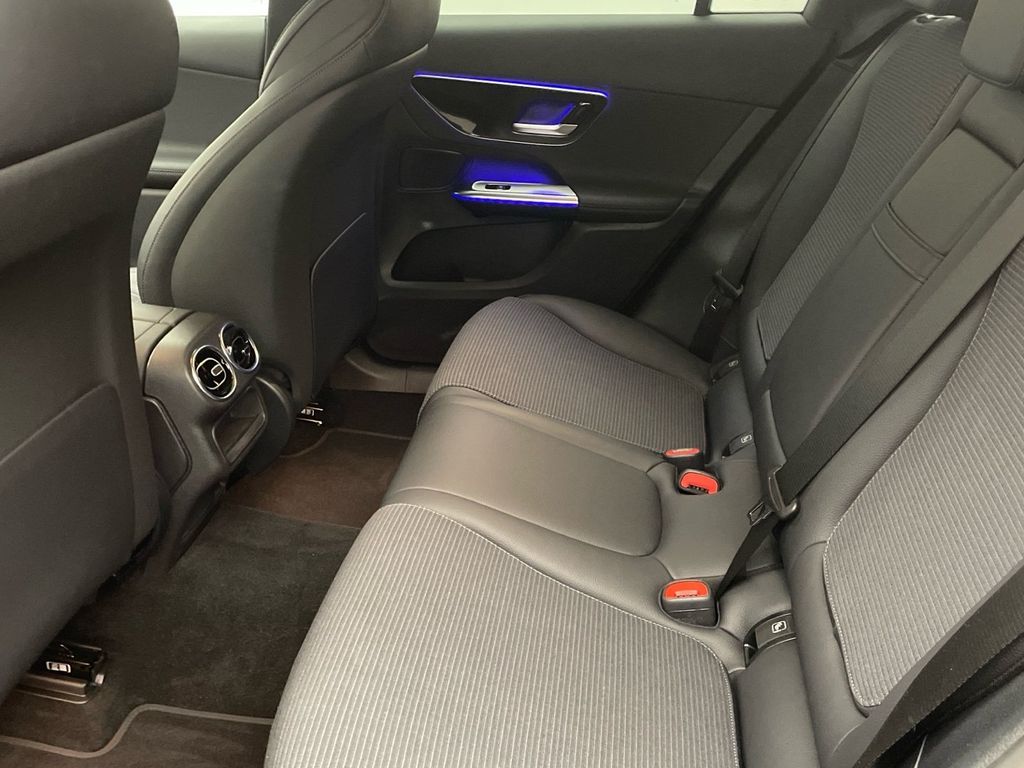 Mercedes-Benz GLC 300 2025