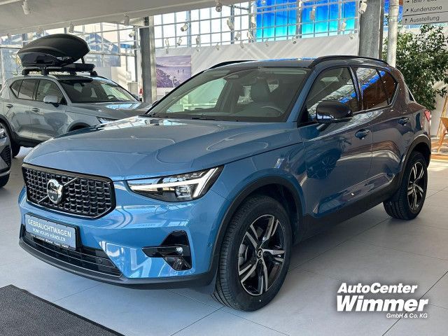 Volvo XC40 2025