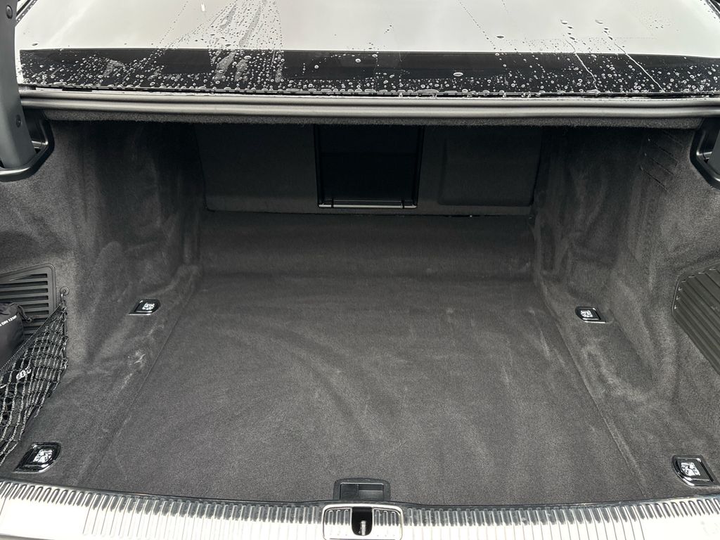 Audi S8 2025
