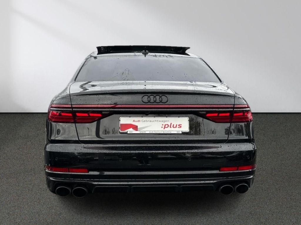 Audi S8 2025