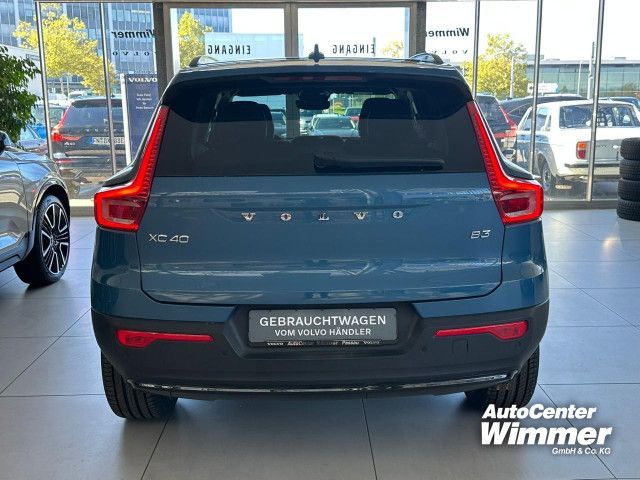 Volvo XC40 2025