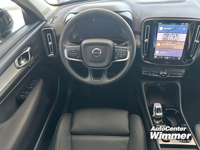 Volvo XC40 2025