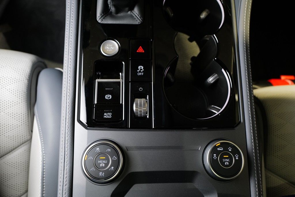 Volkswagen Touareg 2025