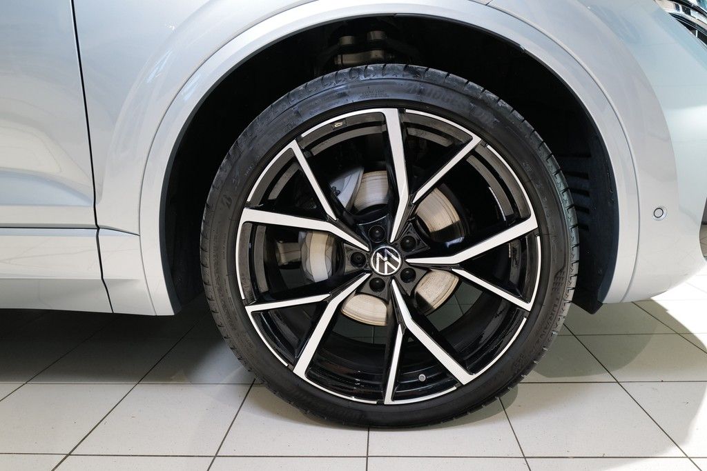 Volkswagen Touareg 2025