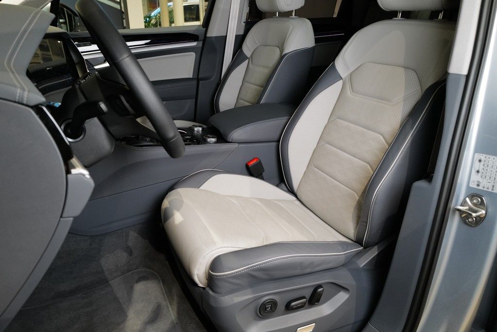 Volkswagen Touareg 2025