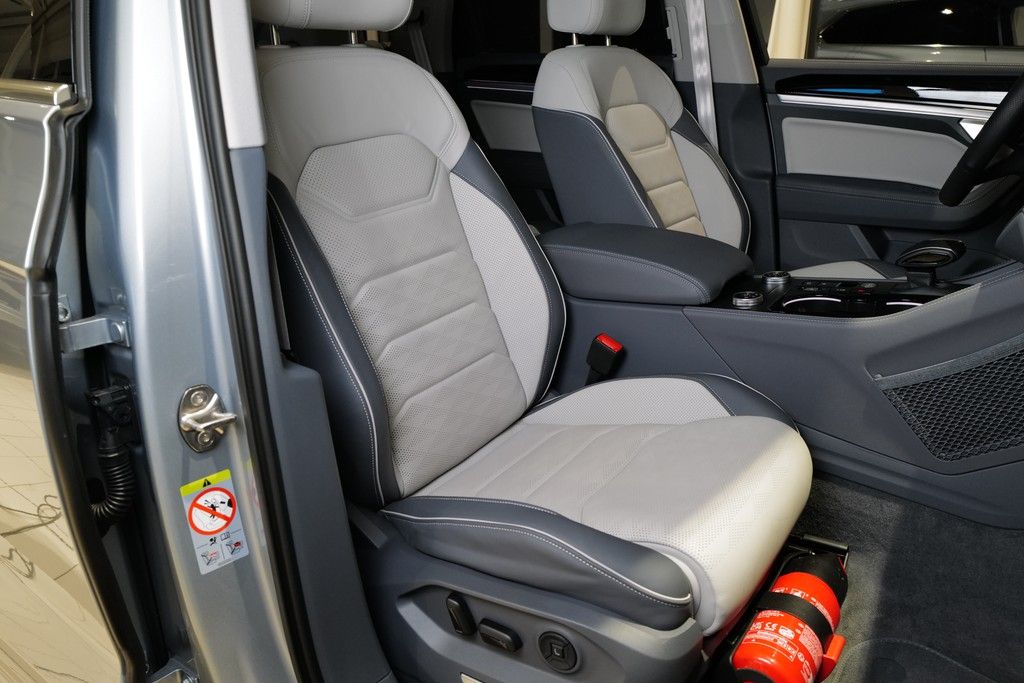 Volkswagen Touareg 2025