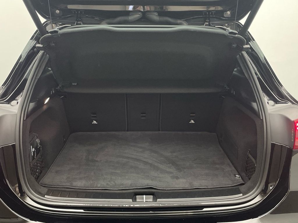 Mercedes-Benz GLA 200 2024