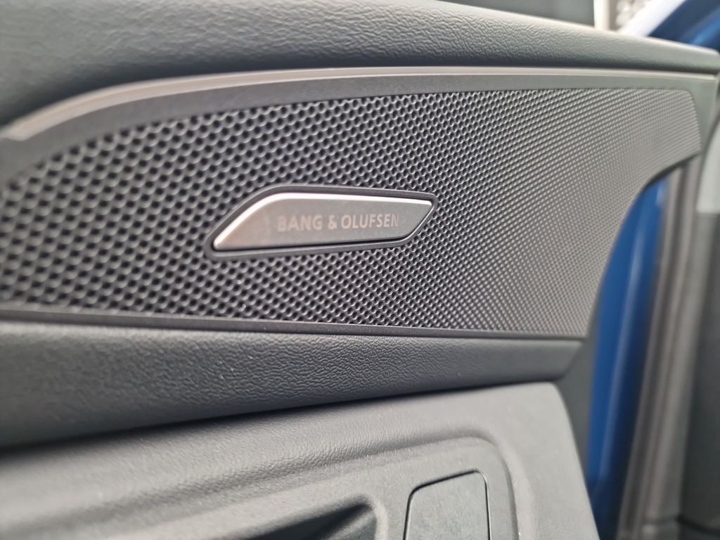 Audi Q6 e-tron 2025