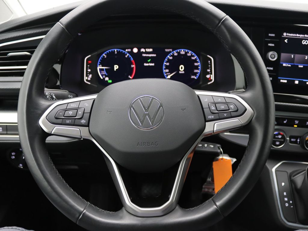 Volkswagen T6 Multivan 2024