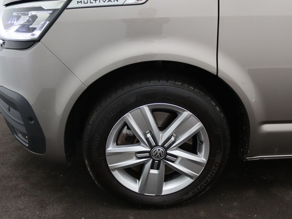 Volkswagen T6 Multivan 2024