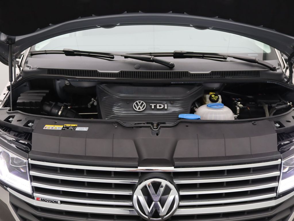 Volkswagen T6 Multivan 2024