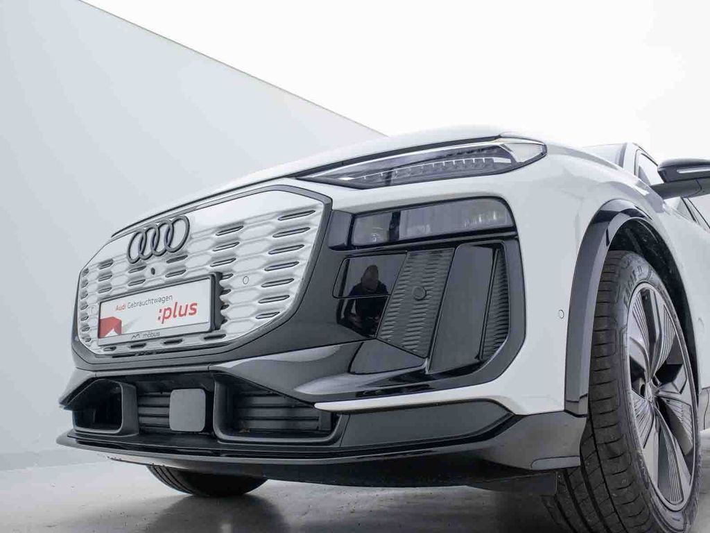 Audi Q6 e-tron 2025
