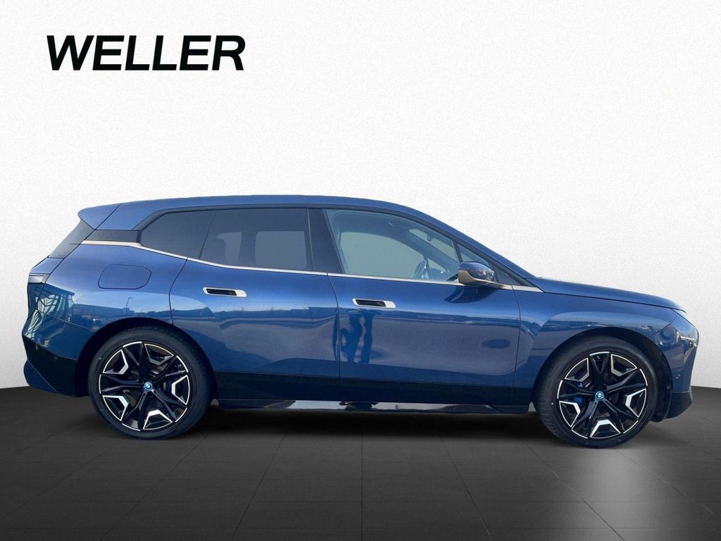 BMW iX 2021