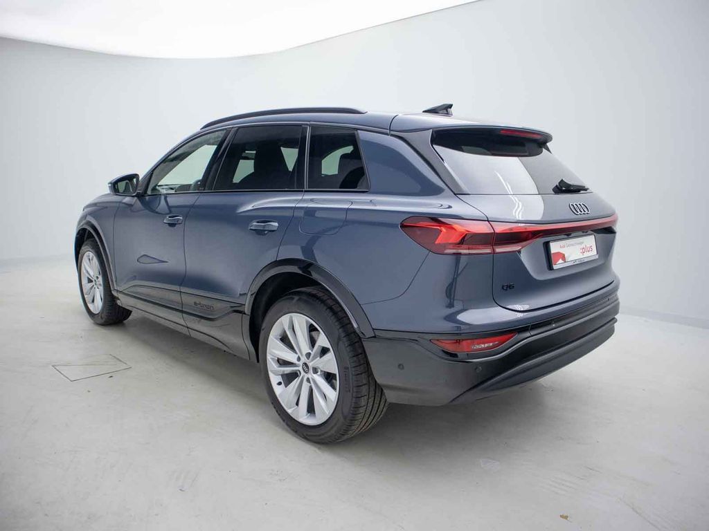 Audi Q6 e-tron 2025
