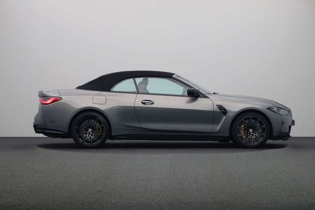 BMW M4 2022