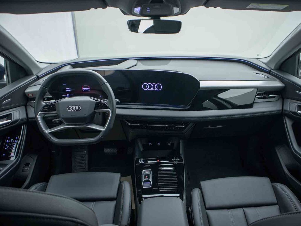 Audi Q6 e-tron 2025