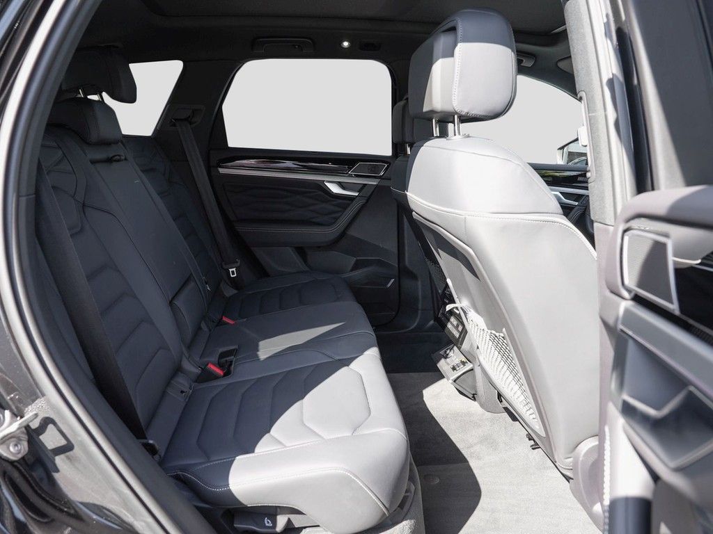 Volkswagen Touareg 2025