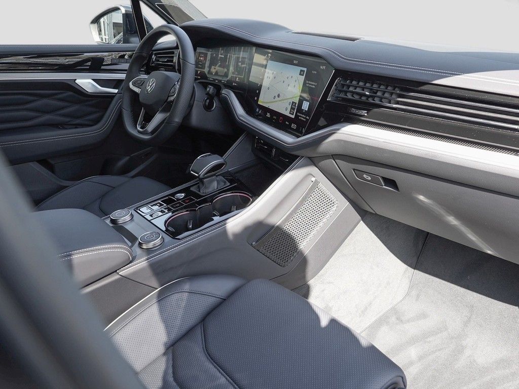 Volkswagen Touareg 2025