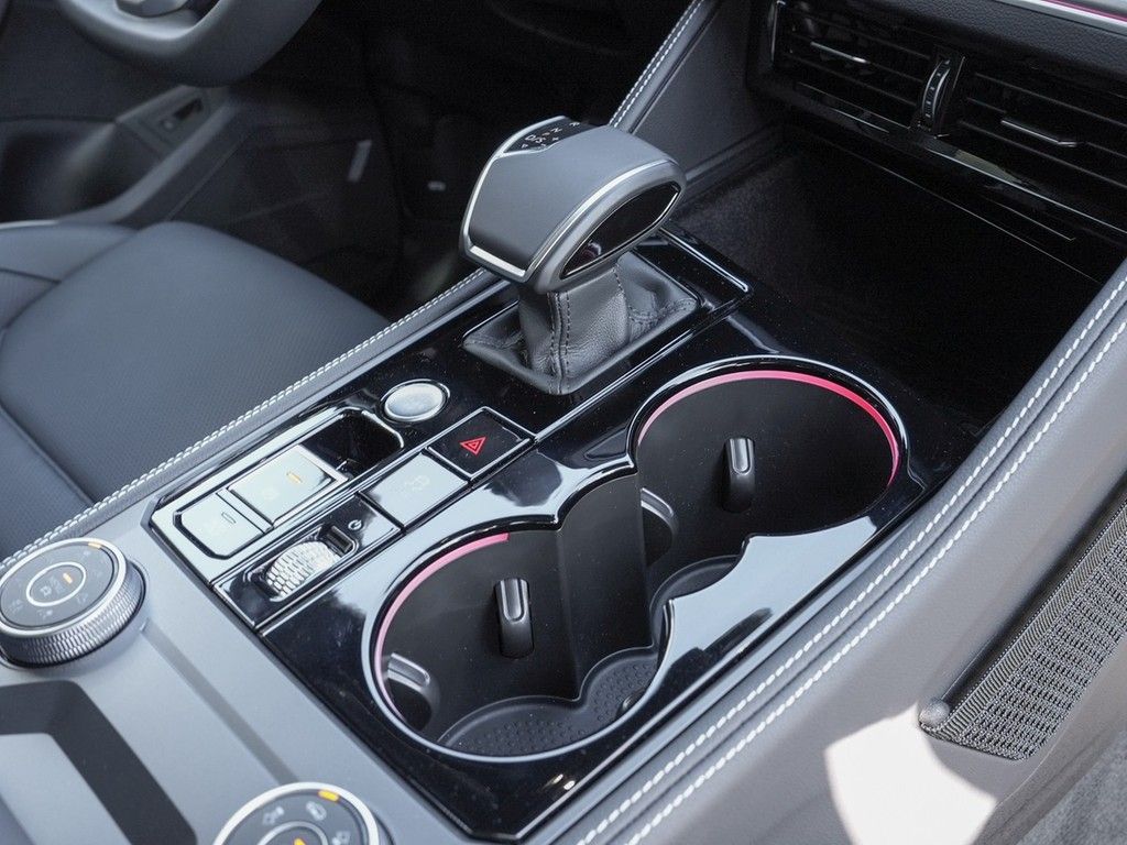 Volkswagen Touareg 2025