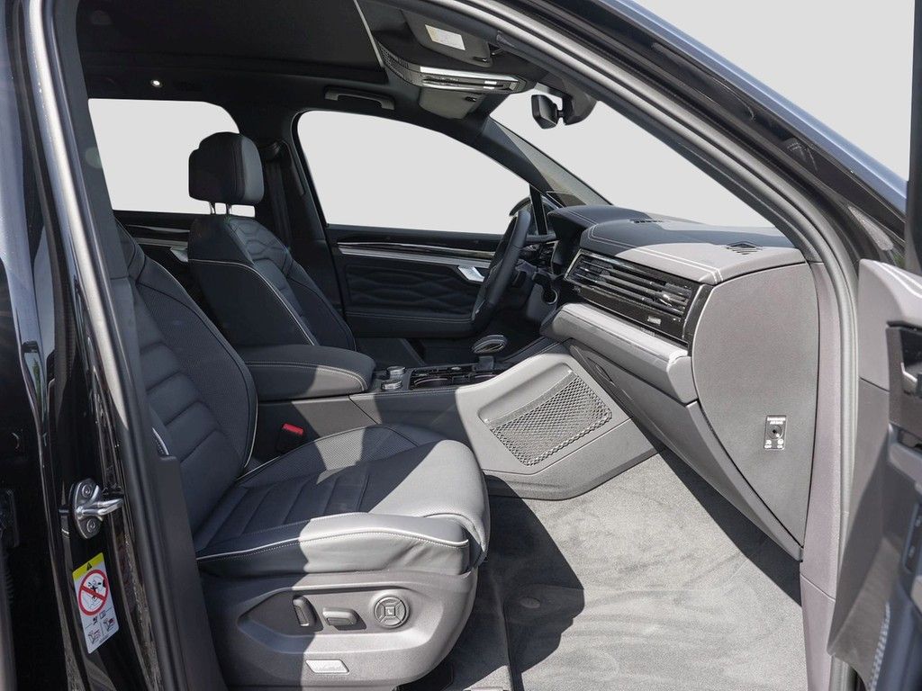 Volkswagen Touareg 2025