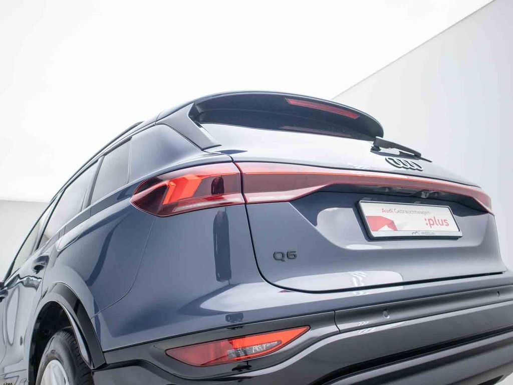 Audi Q6 e-tron 2025