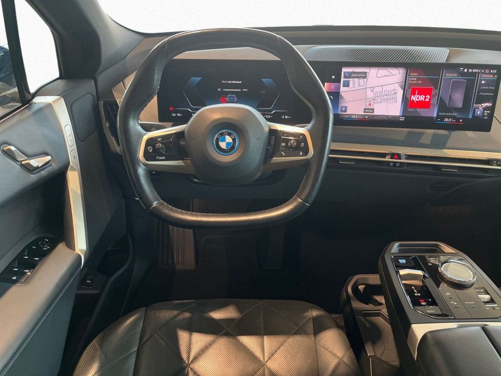 BMW iX 2021