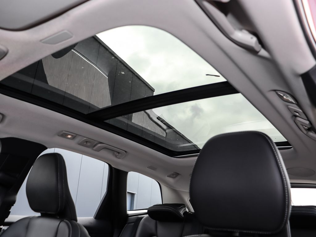 Volvo XC60 2022