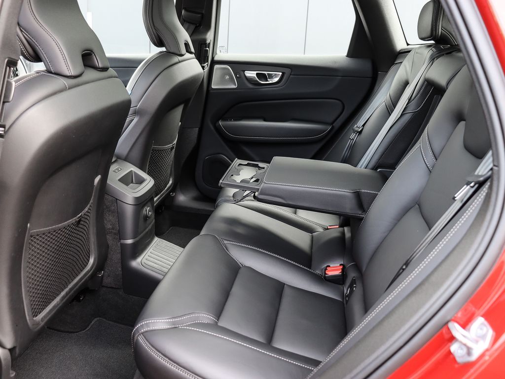 Volvo XC60 2022