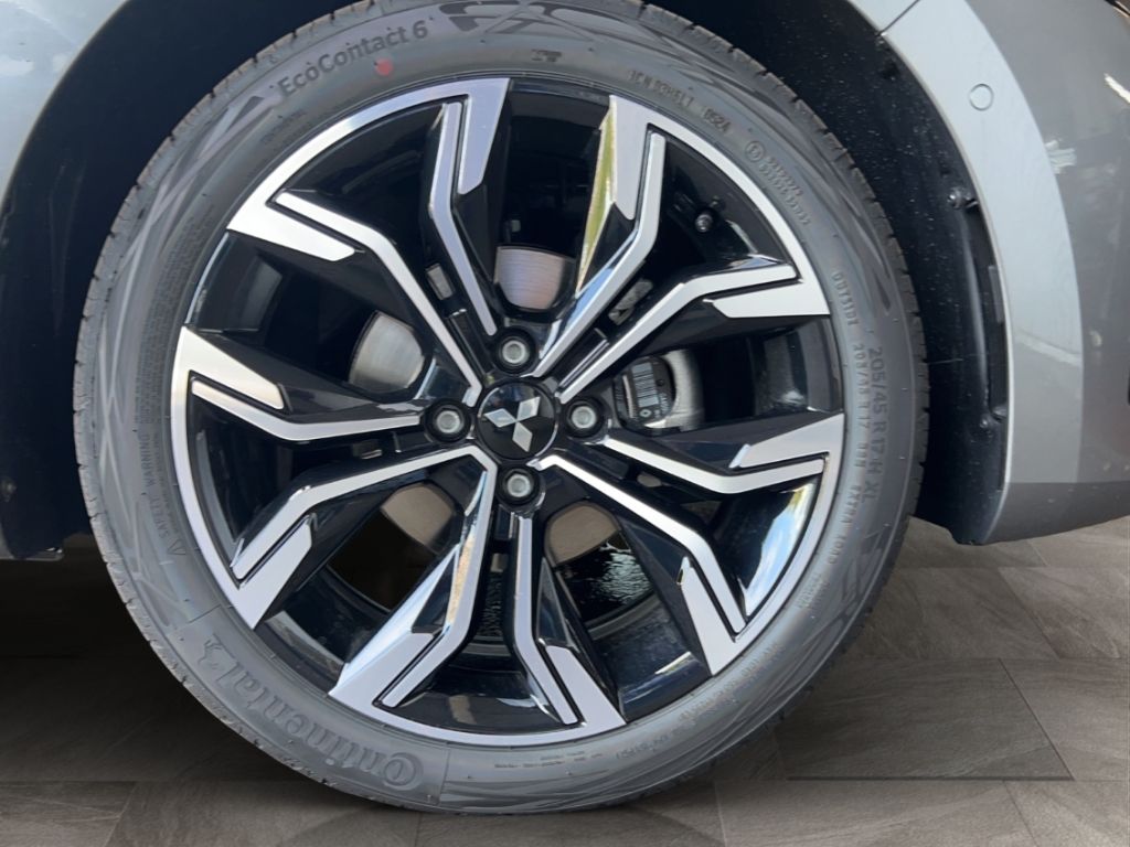 Mitsubishi Colt 2025