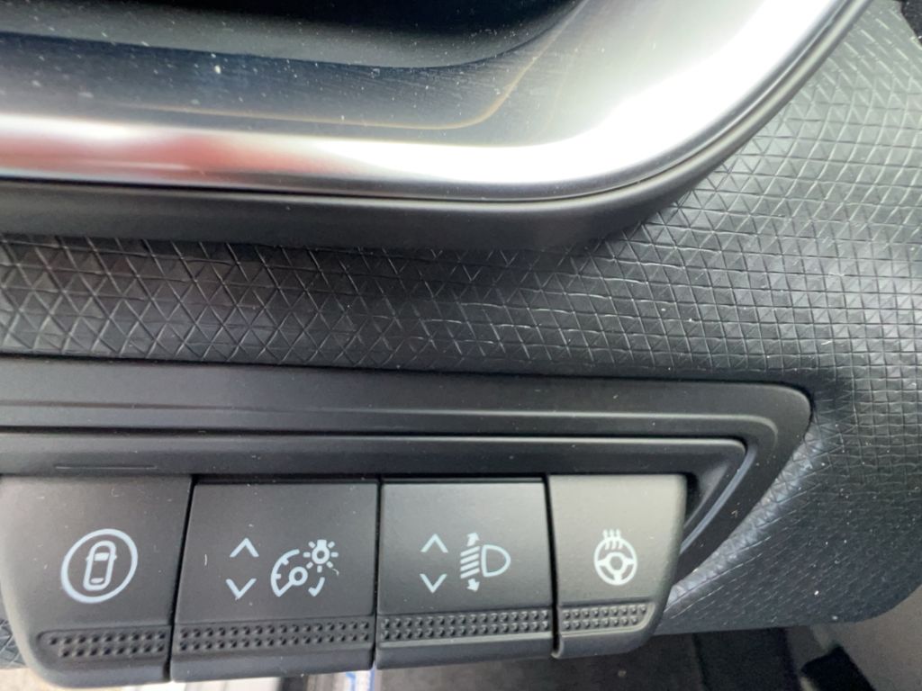 Mitsubishi Colt 2025